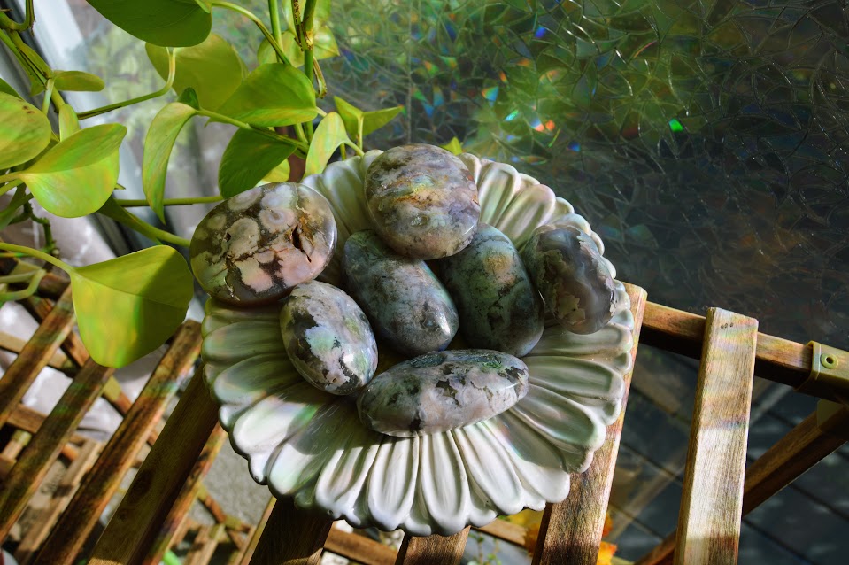 Flower Agate Palmstones