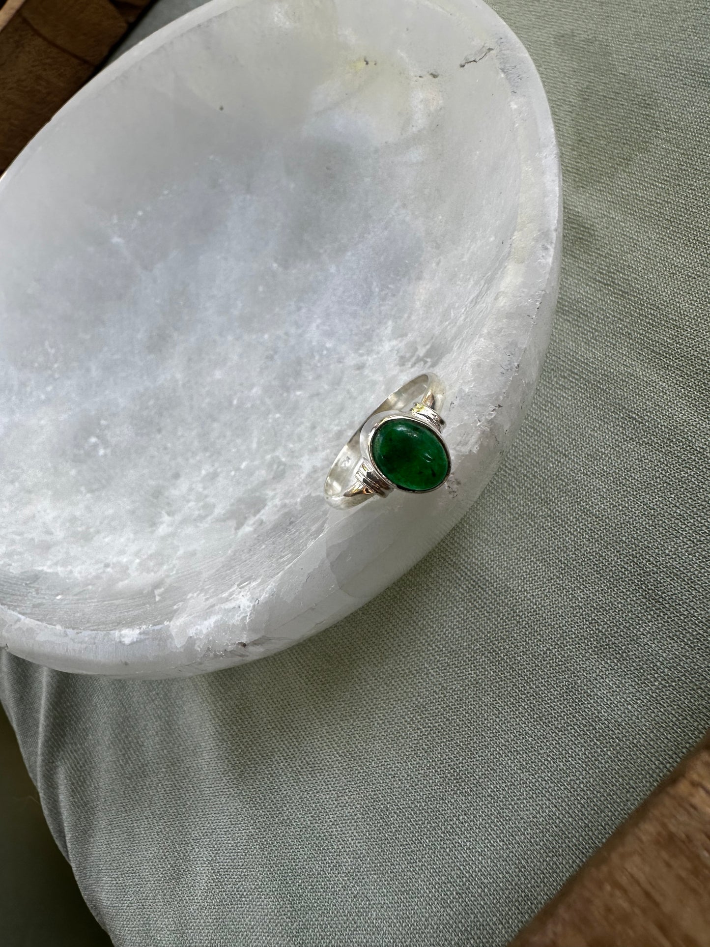Emerald Sterling Silver Ring size 7