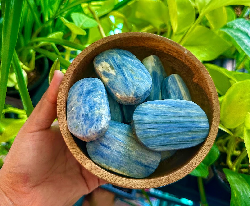 Kyanite Palmstone