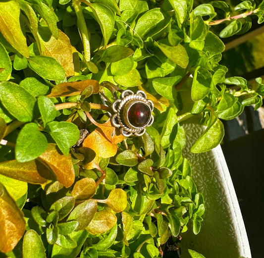 Garnet Sterling Silver Size 6